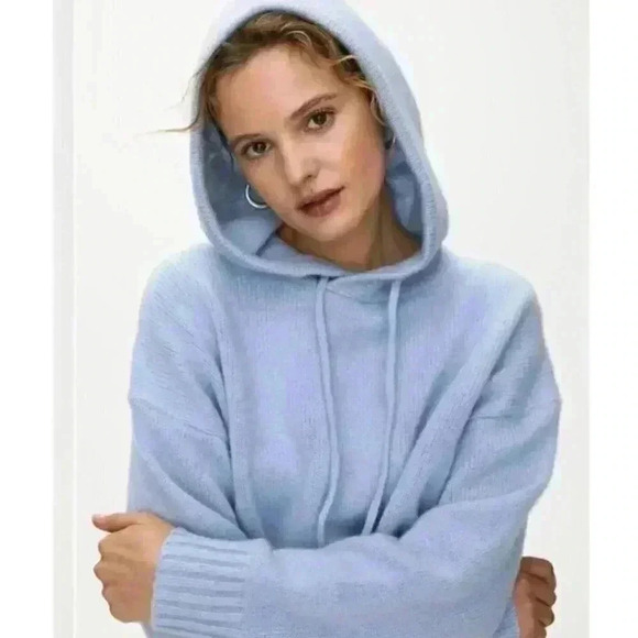 Aritzia The Group Babaton Luxe 100% Cashmere Hoodie Pullover Pastel Blue Size M - Picture 4 of 10